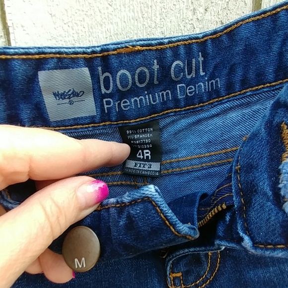 Massimo boot cut premium denim shorts - Picture 6 of 8